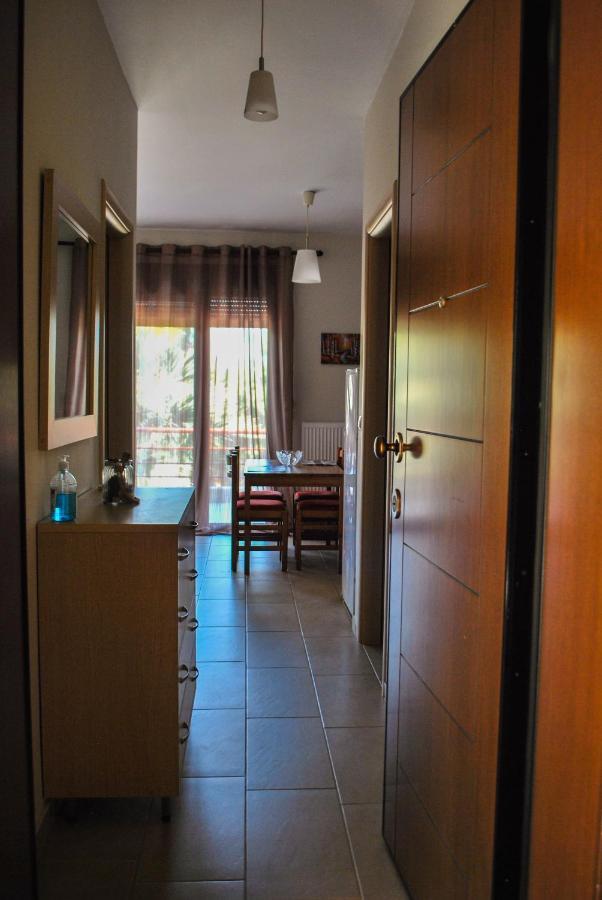 Canal Luxury Apartments Nea Poteidaia Exterior photo