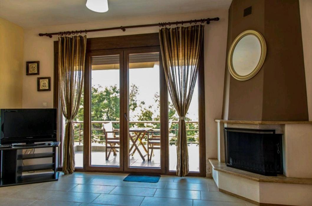 Canal Luxury Apartments Nea Poteidaia Exterior photo