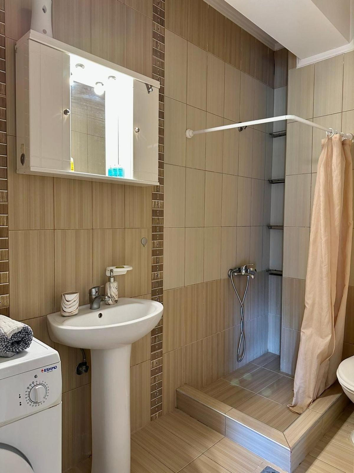 Canal Luxury Apartments Nea Poteidaia Exterior photo