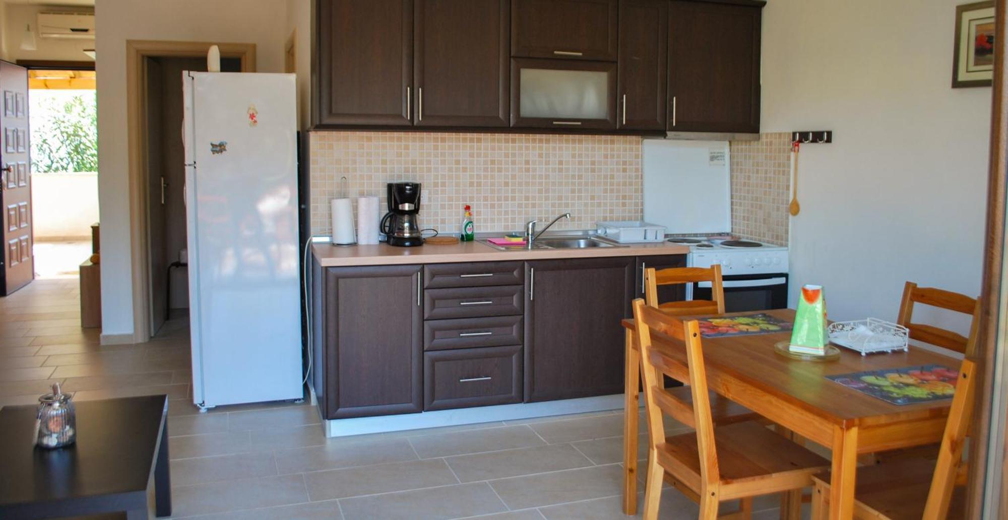 Canal Luxury Apartments Nea Poteidaia Exterior photo